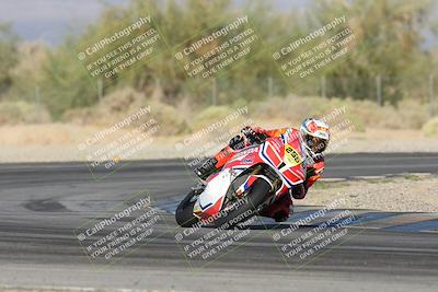 media/Nov-02-2025-CVMA (Sun) [[337aff29ab]]/Race 17-Amateur Supersport Middleweight/
